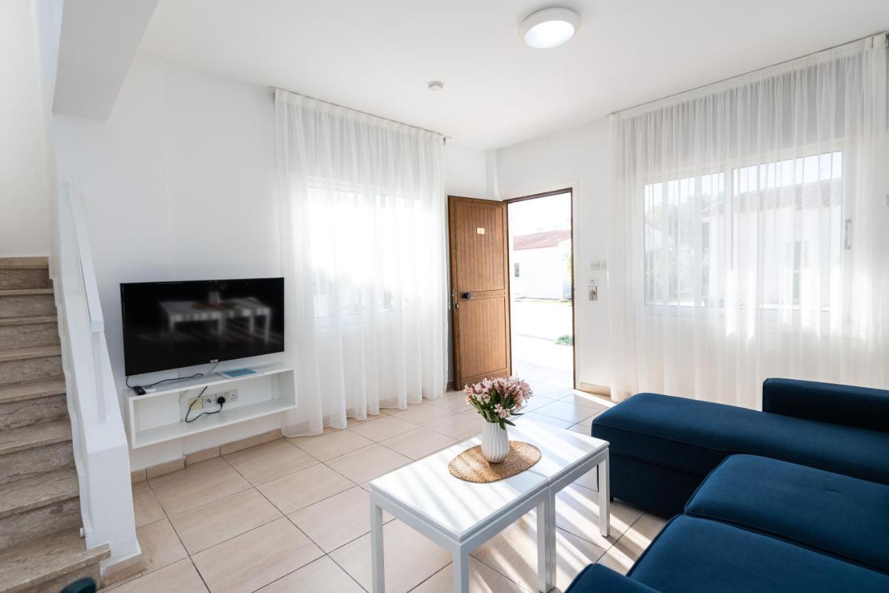 Fig Tree Z Holiday Resort パラリムニ エクステリア 写真