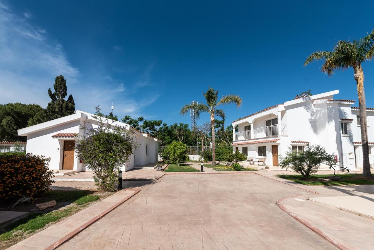 Fig Tree Z Holiday Resort パラリムニ エクステリア 写真